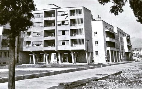 1960 tih Zgrada na stubovima kod hotela Mostar ulica Stjepana Radića