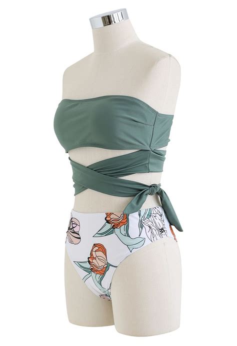 Ensemble de bikini à fleurs et nœud sur le côté Retro Indie and Unique Fashion