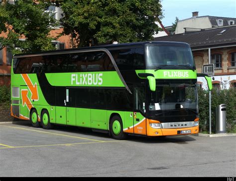 FLiXBUS Setra S 431 DT in der Stadt Zürich am 04 10 2022 Bus bild de