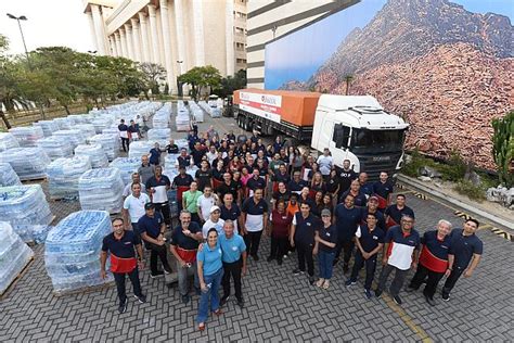 Mais carretas donativos estão em direção ao Rio Grande do Sul