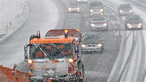 Wetter In Sterreich Schnee Sorgt F R Chaos Auf A Und A Oe At