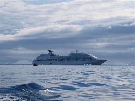 Seabourn Quest, Wilhelmina Bay, Antarctica. Picture taken by Graeme ...