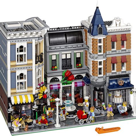 Creator Expert Assembly Square 10255 Brick Building Kit Brickabay