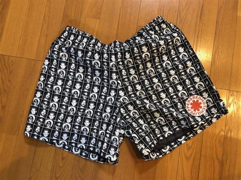 Xl Red Hot Chili Peppers Unlimited Love World