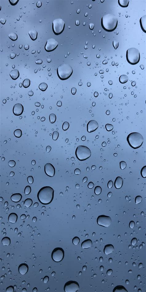 Hydrating Your Screen: Stunning iPhone Water Wallpapers
