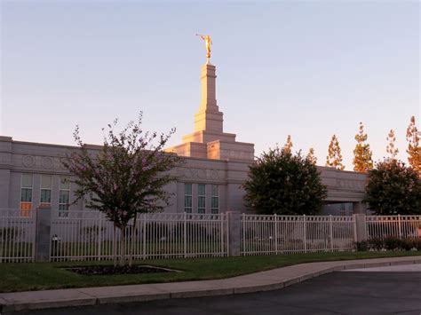 Fresno California Temple Photograph Gallery