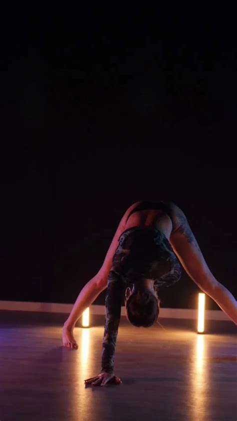 Naked Twerk Dance Stock Videos Royalty Free HD 4K Videos Pond5