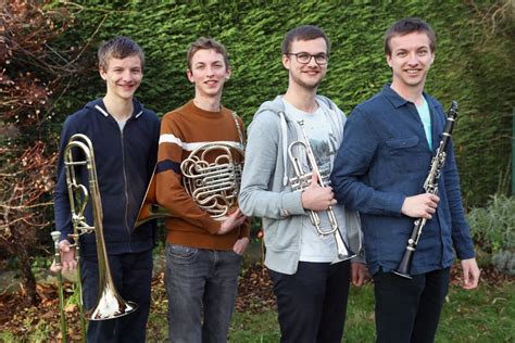 Uniek Vier Broers In Nieuwjaarsconcert Houtlands Harmonieorkest KW Be