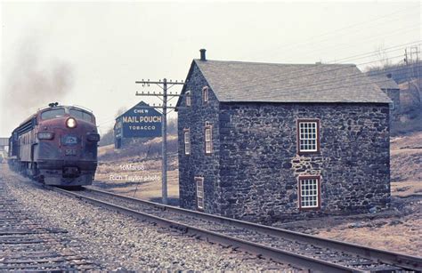 Lehigh Valley Emd F A At Slatington Pa Arhs Digital Archive