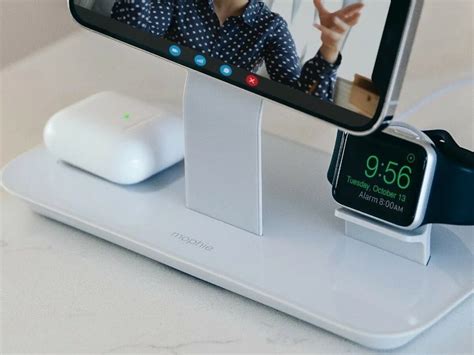 mophie 3-in-1 Stand for Magsafe Charger powers your iPhone, Apple Watch ...