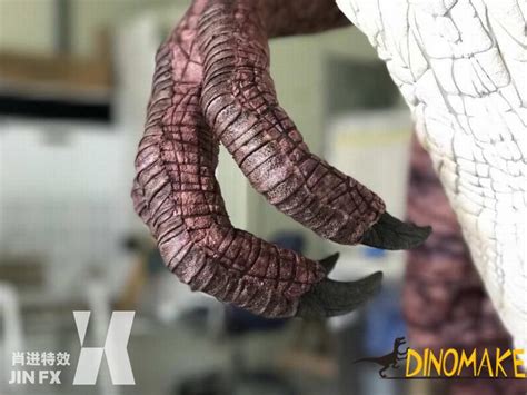 Animatronic Dinosaur costumes with t-rex dinosaur walking props | Dinomake