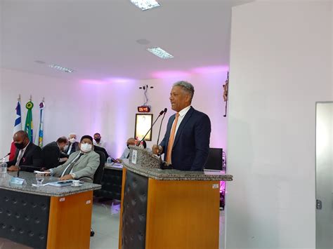 Fuá durante discurso polêmico do vereador Alex Tanuri na última sessão