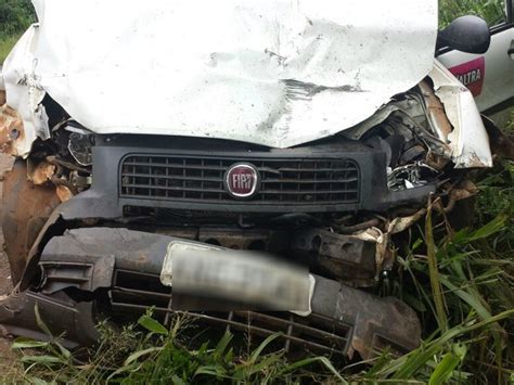 G1 Acidente Entre Dois Carros Deixa Homem Morto Na BR 163 No Oeste