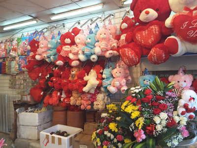 Al Ghadeer Flowers(Souvenirs & Gifts) in Al Muteena, Dubai - HiDubai