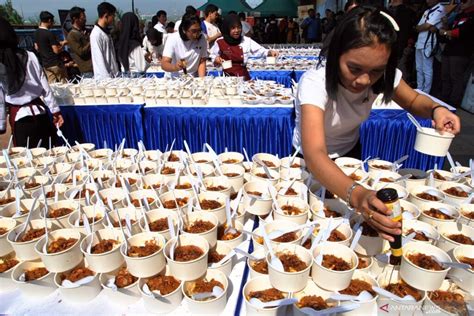 Rekomendasi Kuliner Khas Bogor Yang Wajib Dicoba Tuffmachinery