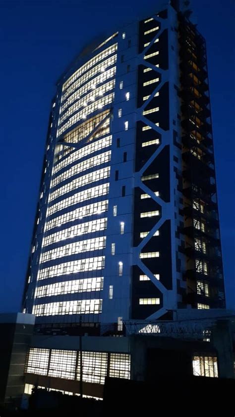 Museveni commissions URA Towers, Uganda’s tallest building - Nile Post