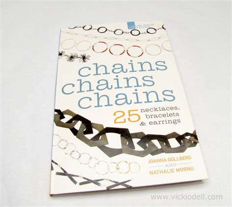 Book Review - "Chains Chains Chains 25 Necklaces, Bracelets and Earrings"