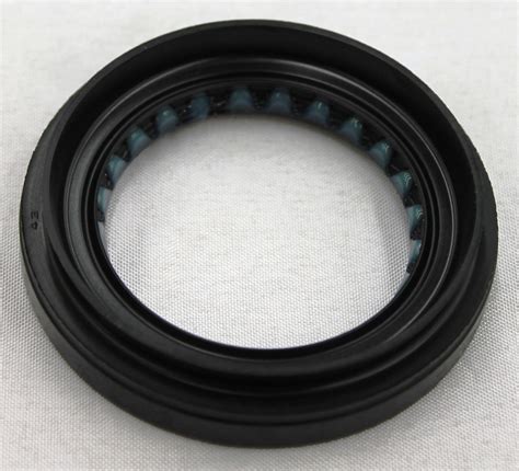 Toyota Transfer Case Rear Output Shaft Oil Seal Prado Hilux Fj Cruiser Genuine Ebay