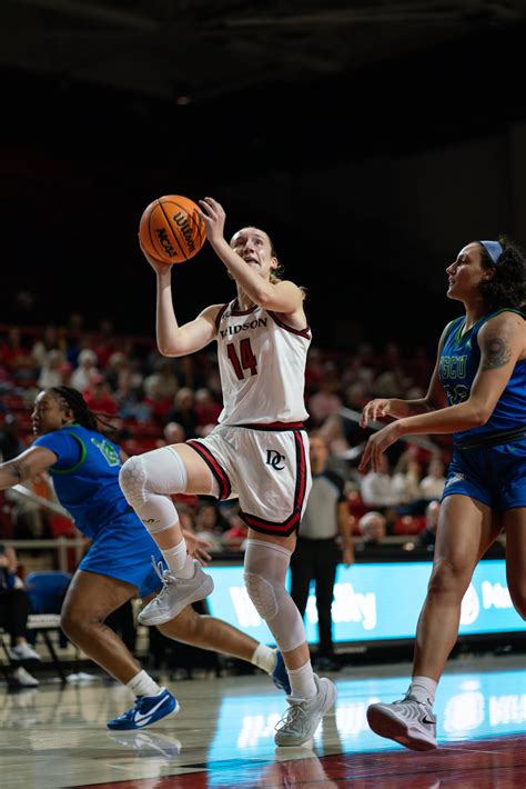 Davidson Vs Unc Pembroke Wbb Wccb Charlottes Cw