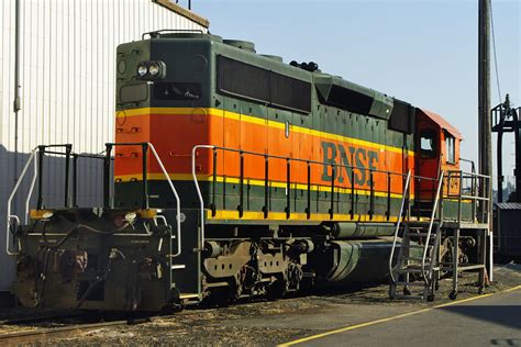 Bnsf Emd Built Sd39 2 No 1934 At Interbay Roundhouse On 1 Flickr