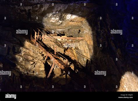 Llechwedd Slate Quarry / Caverns Stock Photo - Alamy