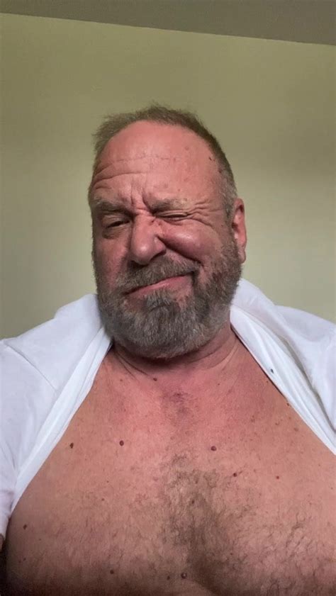 Big Daddy Bear Wanking Free Gay Amateur Porn E Xhamster