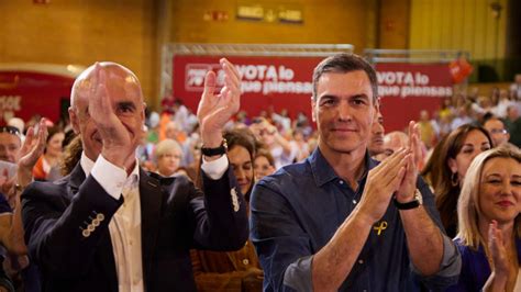 Pedro Sánchez desembarca en la campaña y protagoniza su mitin y el del