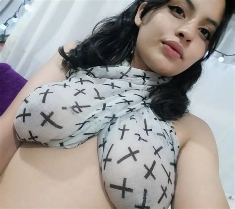 Kiss My Nipples Nudes Downblouse NUDE PICS ORG