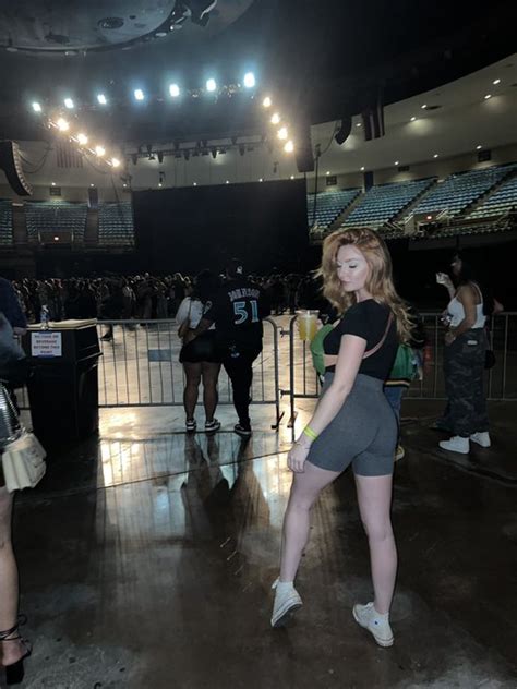 TW Pornstars Pussy Eating Lesbian Videos And Pics