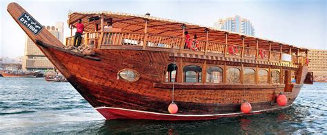 Dubai Dhow Cruise Creek – Royal Desert Tourism