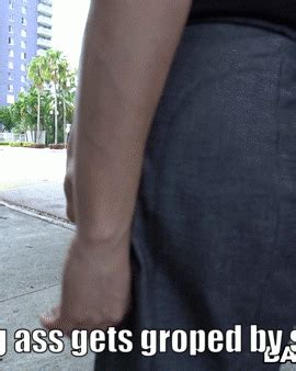 MOMs Sex Gifs Porn XXX GIFs PICTOA