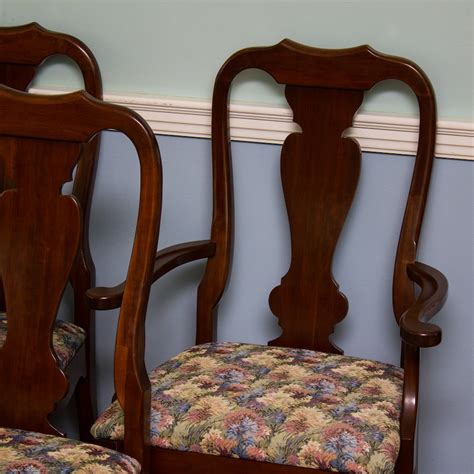 Set Of Queen Anne Cherry Dining Chairs Ebth