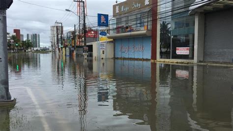 Chuva Constante Provoca Alagamentos Em V Rios Bairros De Aracaju F