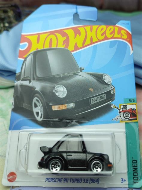 Hot Wheels Tooned Porsche Turbo Hobbies Toys Toys Games On Carousell