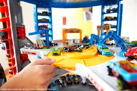 Best Buy Hot Wheels Super Ultimate Garage Play Set Multicolor Fdf