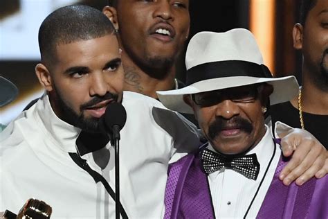 Drakes Dad Gets Huge Tattoo Of His Superstar Son [photo]