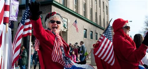 Photos: Veterans Day Parade - WOUB Public Media