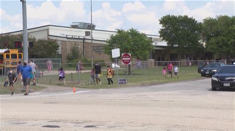 Pflugerville ISD parents concerned about possible school closures ...