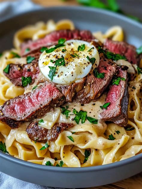 Peppercorn Steak Stroganoff Egg Noodles for Cozy Dinners - Margot Recipes