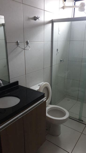 Apartamento Na Rua Maria De Lourdes Aguiar Loureiro Catole Em