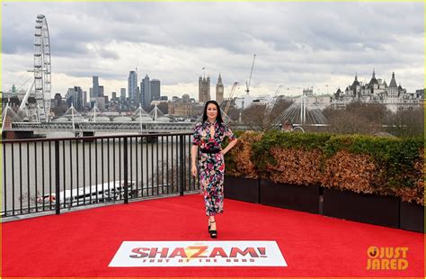 Shazam Fury Of The Gods Will Feature A Gay Superhero Writers Confirm Photo Dj