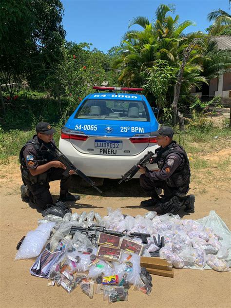 Polícia Prende Homem Por Tráfico De Drogas Em Araruama Mh Polícia