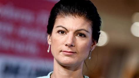 Sahra Wagenknecht H Lfte Der Ostdeutschen K Nnte Neue Partei W Hlen