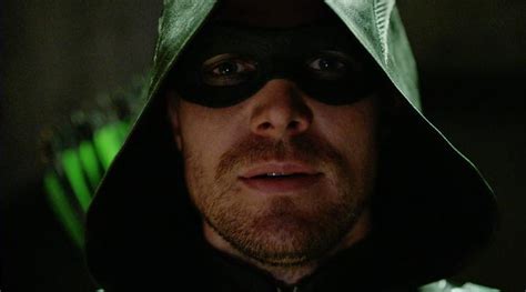 Arrow Season 4 Episode 1 Enter The Green Arrow