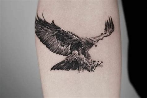 Eagle Tattoo Types Of Sketches Meaning And Styles Vean Tattoo