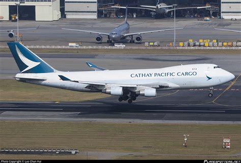 B Lie Cathay Pacific Boeing Erf Photo By Luo Chun Hui Id