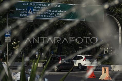 UJI COBA PENERAPAN SISTEM GANJIL GENAP ANTARA Foto