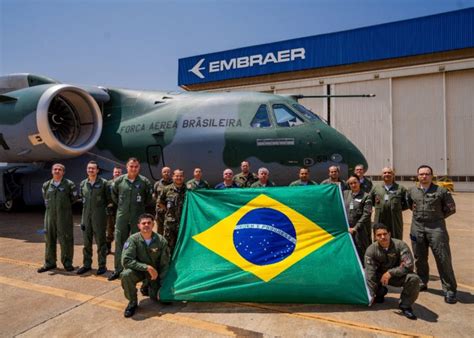 Ministro Defensa Brasil confirma interés Fuerza Aérea sueca en C 390