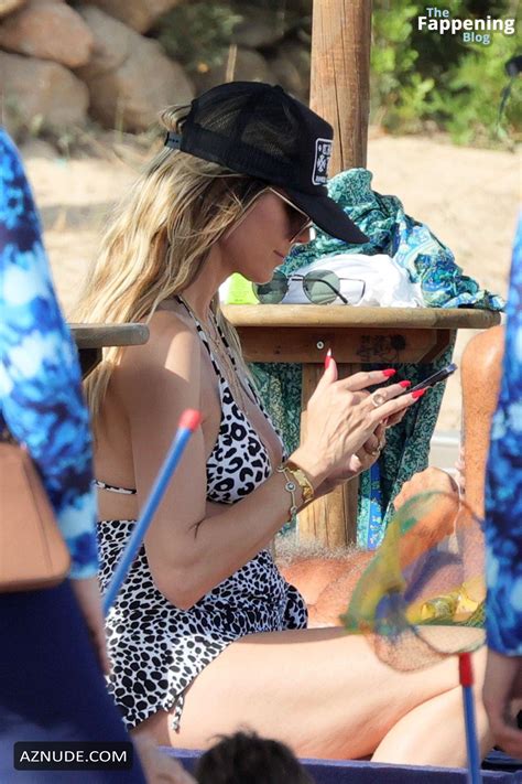 Heidi Klum Sizzles In Sexy Bikini On Sardinian Getaway With Tom Kaulitz