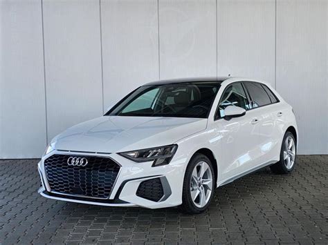 Audi A3 Sportback S Line 35 TFSI S Tronic MHev ACC Navi Panodach ALU